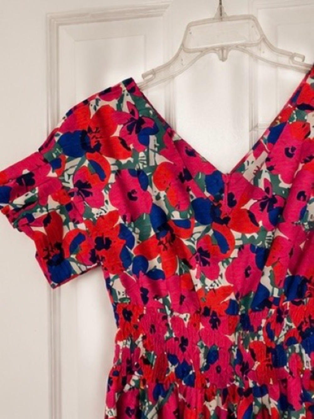 NWOT Lili Sidonio Molly Bracken Retro Smocked Fushia Floral Print Dress Size S - Picture 10 of 13